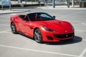 פרארי Ferrari Portofino Rosso BLACK ROOF 2019