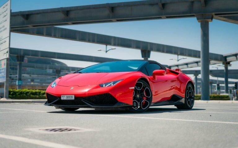 Lamborghini Huracan Spyder Kırmızı