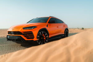 Lamborghini Urus Orange