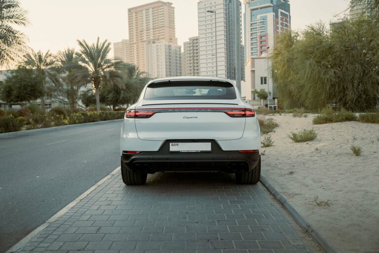 Porsche Cayenne White