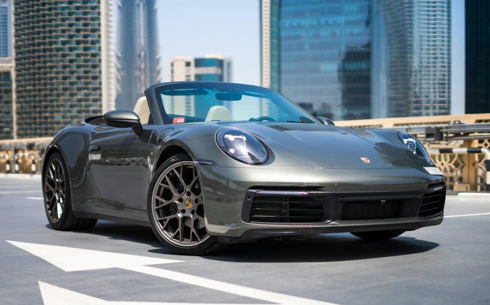 פורש Porsche 911 Carrera Cabrio Grey 2021