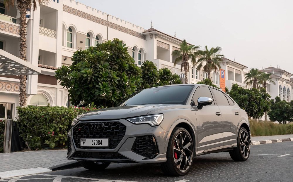 audi-rs-q3-grey-16