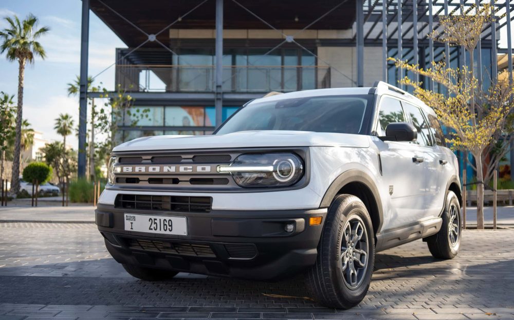 ford-bronco-white-22