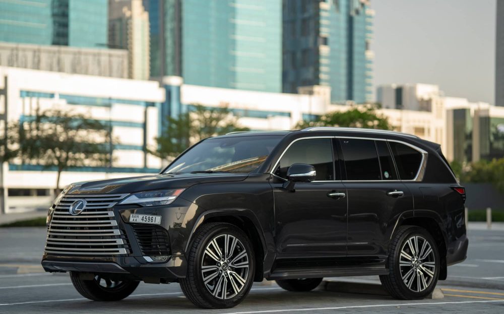 lexus-lx600-black-10