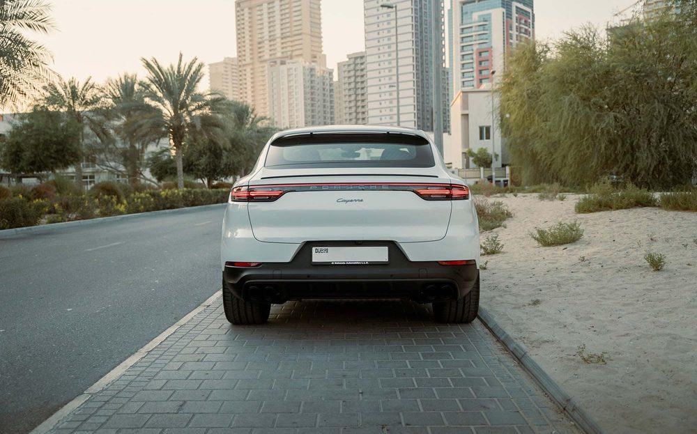 Porsche Cayenne White